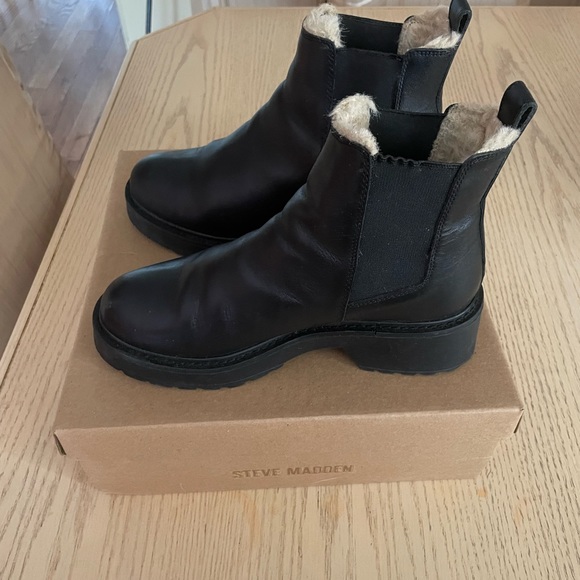 Steve Madden woman’s boots - Picture 9 of 9